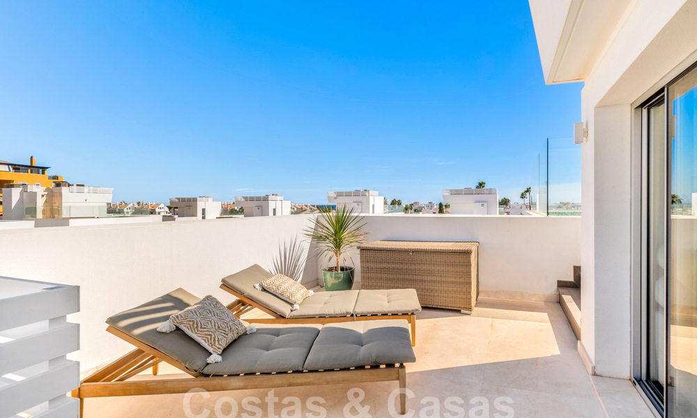Moderna villa de lujo en venta a poca distancia de la playa y del centro de San Pedro, Marbella 59201