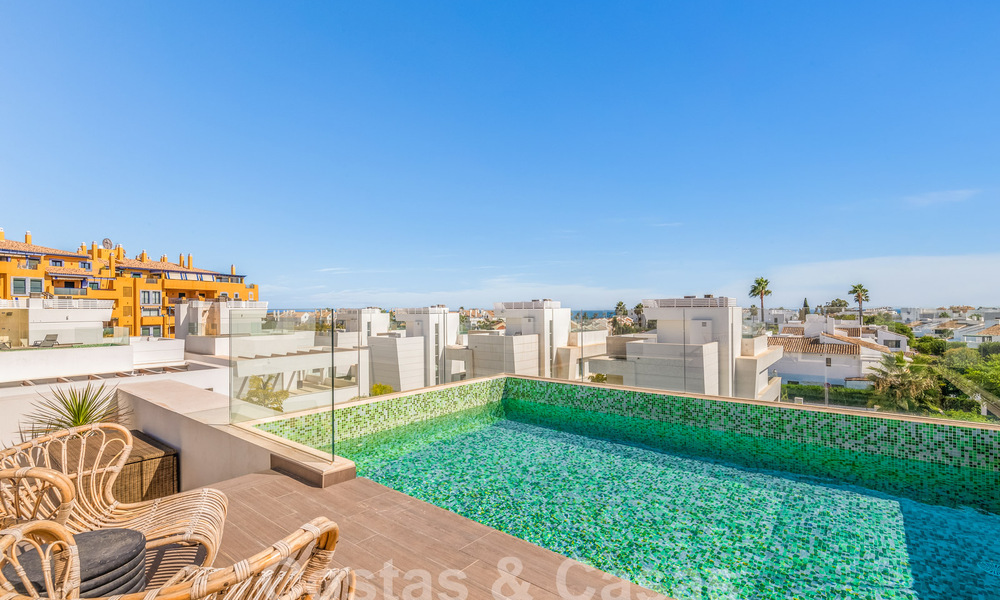 Moderna villa de lujo en venta a poca distancia de la playa y del centro de San Pedro, Marbella 59203