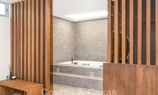 Moderna villa de lujo en venta a poca distancia de la playa y del centro de San Pedro, Marbella 59215 