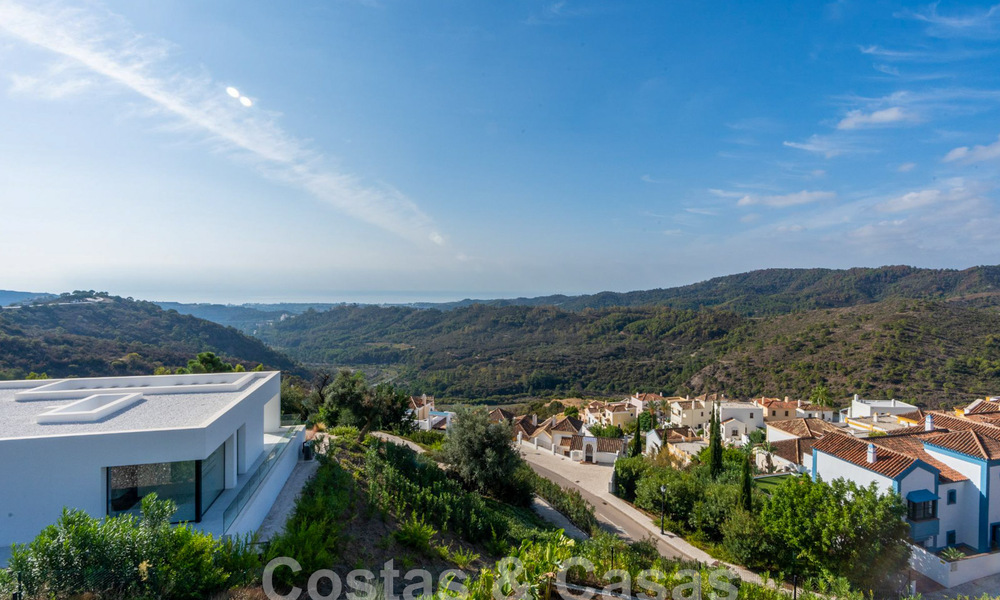 Moderna villa de lujo en venta con vistas al mar en urbanización cerrada rodeada de naturaleza en Marbella - Benahavis 59265