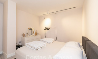 Moderna villa de lujo en venta con vistas al mar en urbanización cerrada rodeada de naturaleza en Marbella - Benahavis 59280 