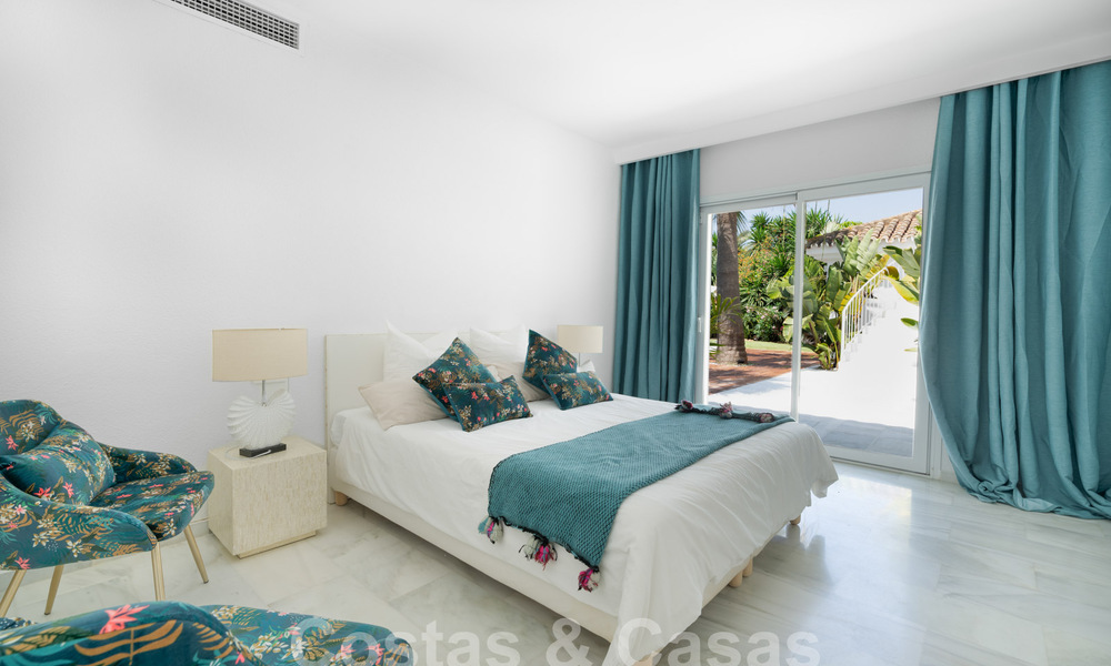 Villa de lujo mediterránea en venta a pocos pasos de la playa al este de Marbella centro 59393