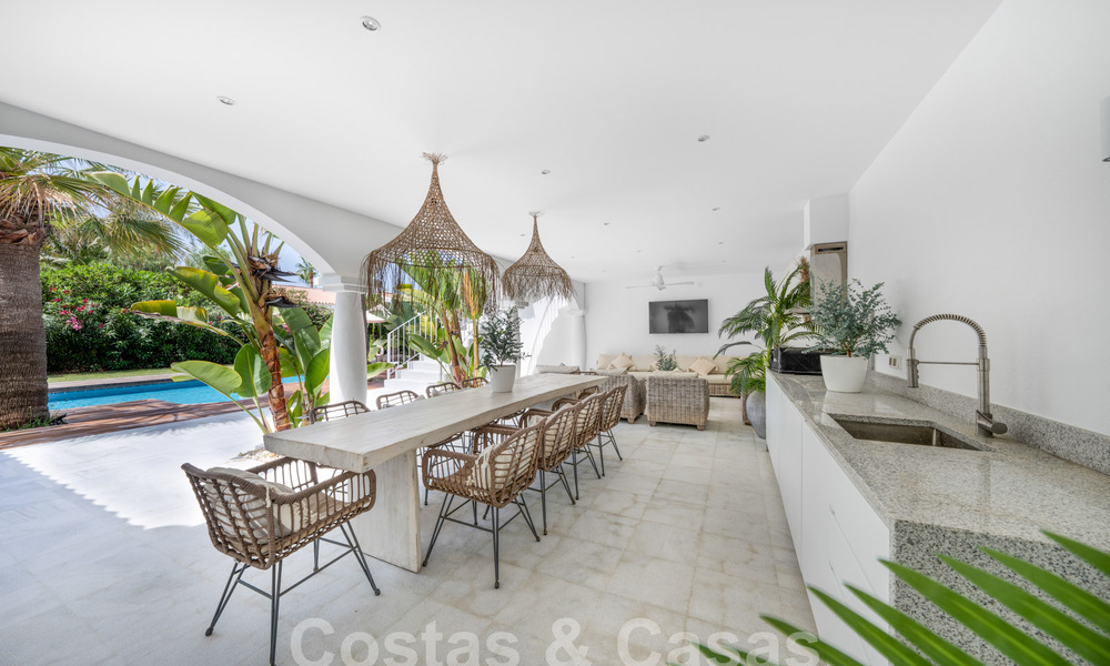 Villa de lujo mediterránea en venta a pocos pasos de la playa al este de Marbella centro 59396