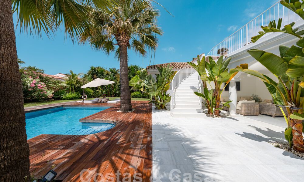 Villa de lujo mediterránea en venta a pocos pasos de la playa al este de Marbella centro 59399