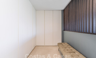 Casa moderna y familiar en venta en un complejo de playa a poca distancia del centro de Estepona 59406 