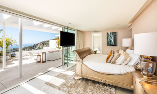 Ático vanguardista en venta con vistas panorámicas de 180°, en las colinas de Marbella 59428 