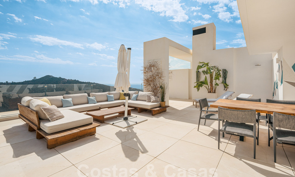Moderno ático de lujo con mágicas vistas al mar en venta a poca distancia del centro de Marbella 59434