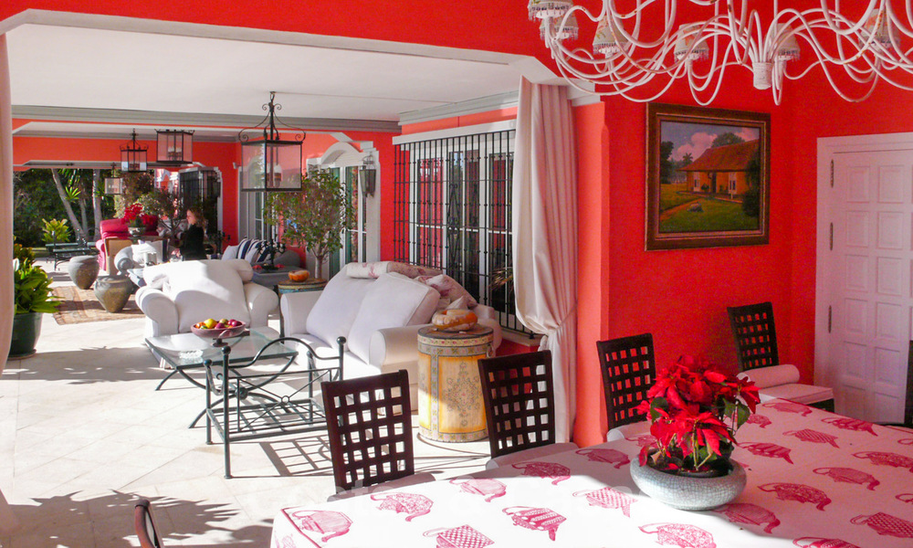 Villa de lujo en venta en primera línea de mar, Marbella - Estepona 31106