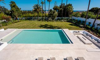 Villa contemporánea de nueva construcción en venta en una urbanización de golf preferida en la Nueva Milla de Oro, Marbella - Benahavis 782483 