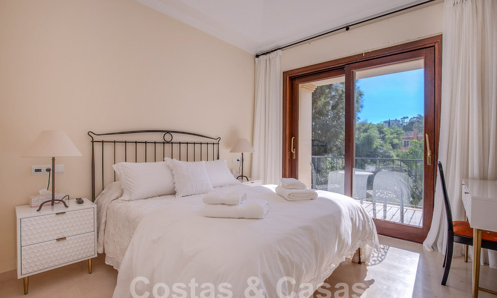 Villa de lujo atemporal con encanto andaluz en venta rodeada de campos de golf en Marbella - Benahavis 59666