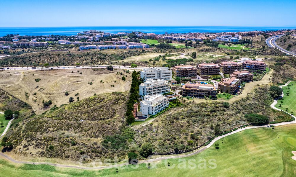 Apartamentos modernos en primera línea de golf con vistas al mar en venta en Mijas - Costa del Sol 59488