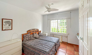 Villa a reformar con gran potencial en venta a pocos metros de la playa en una zona popular de Marbella Este 59706 