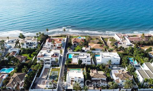Villa a reformar con gran potencial en venta a pocos metros de la playa en una zona popular de Marbella Este 59715