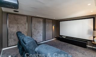 Majestuosa villa de lujo de estilo mediterráneo en venta con impresionantes vistas panorámicas al mar en Marbella - Benahavis 59826 