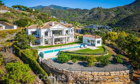Majestuosa villa de lujo de estilo mediterráneo en venta con impresionantes vistas panorámicas al mar en Marbella - Benahavis 59831