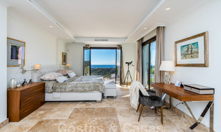 Majestuosa villa de lujo de estilo mediterráneo en venta con impresionantes vistas panorámicas al mar en Marbella - Benahavis 59835 