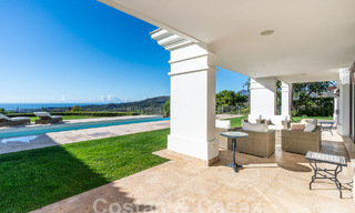 Majestuosa villa de lujo de estilo mediterráneo en venta con impresionantes vistas panorámicas al mar en Marbella - Benahavis 59878 