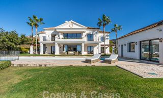 Majestuosa villa de lujo de estilo mediterráneo en venta con impresionantes vistas panorámicas al mar en Marbella - Benahavis 59885 