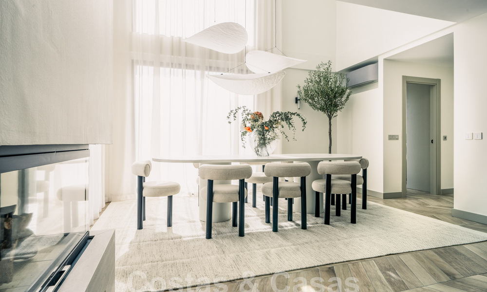 Villa de lujo totalmente reformada con vistas al mar en venta en Nueva Andalucia, Marbella 59996