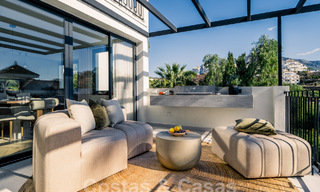 Villa de lujo totalmente reformada con vistas al mar en venta en Nueva Andalucia, Marbella 60015 