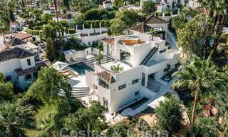Villa de lujo totalmente reformada con vistas al mar en venta en Nueva Andalucia, Marbella 60020 