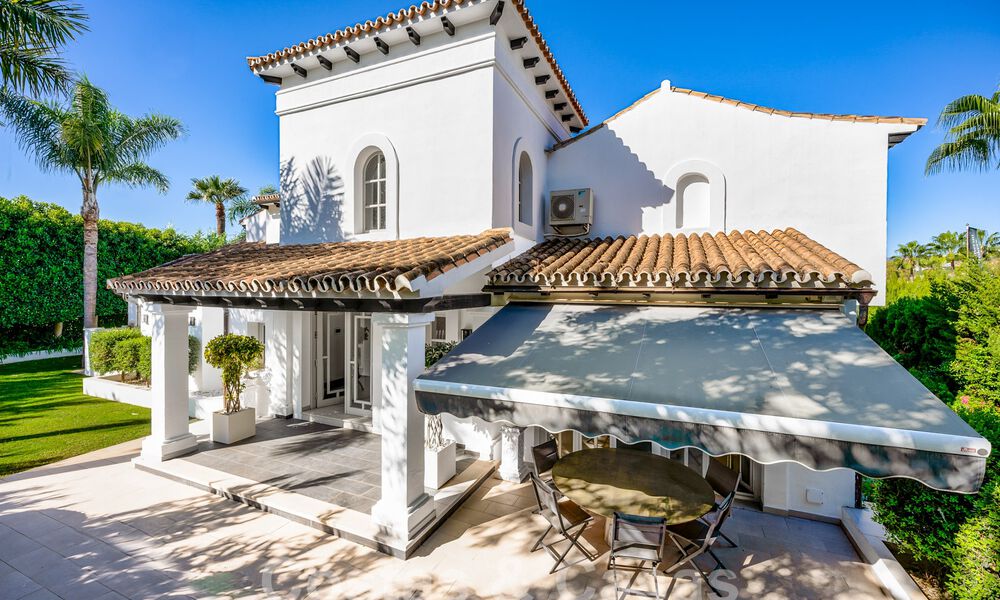 Villa de lujo de estilo contemporáneo andaluz en venta en un entorno de golf en Nueva Andalucia, Marbella 59943