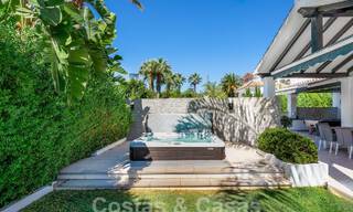 Villa de lujo de estilo contemporáneo andaluz en venta en un entorno de golf en Nueva Andalucia, Marbella 59957 