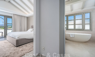 Villa de lujo de estilo contemporáneo andaluz en venta en un entorno de golf en Nueva Andalucia, Marbella 59972 