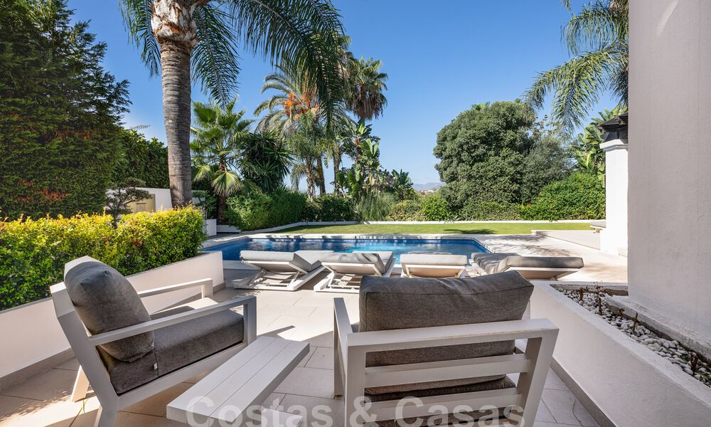 Villa de lujo de estilo contemporáneo andaluz en venta en un entorno de golf en Nueva Andalucia, Marbella 59977