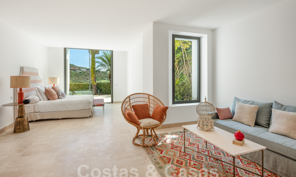 Villa de lujo modernista en venta, en un prestigioso campo de golf de la Costa del Sol 59905