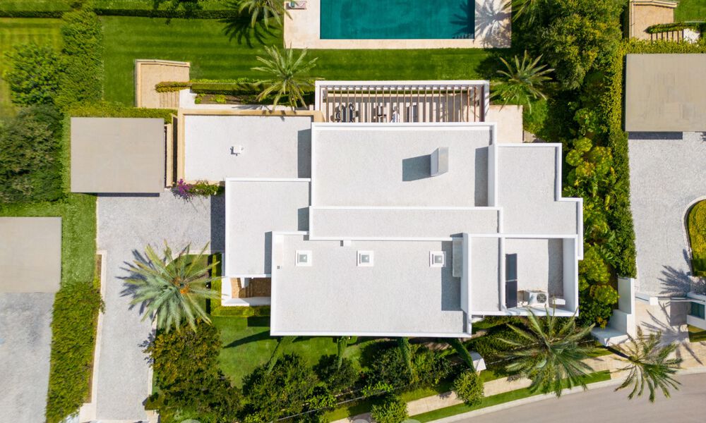 Villa de lujo modernista en venta, en un prestigioso campo de golf de la Costa del Sol 59913