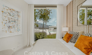 Villa boutique en venta con piscina infinita y vistas panorámicas al mar en Nueva Andalucia, Marbella 59734 