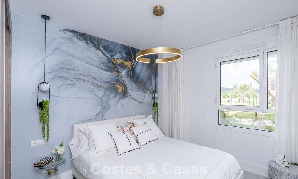 Exclusiva promoción de nuevos apartamentos en primera línea de golf en venta en San Roque, Costa del Sol 60269