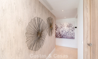 Exclusiva promoción de nuevos apartamentos en primera línea de golf en venta en San Roque, Costa del Sol 60276 