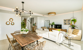 Exclusiva promoción de nuevos apartamentos en primera línea de golf en venta en San Roque, Costa del Sol 60319 