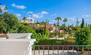 Lujosa villa de estilo arquitectónico clásico andaluz y vistas al mar en venta en la Nueva Milla de Oro, Marbella - Estepona 60091 