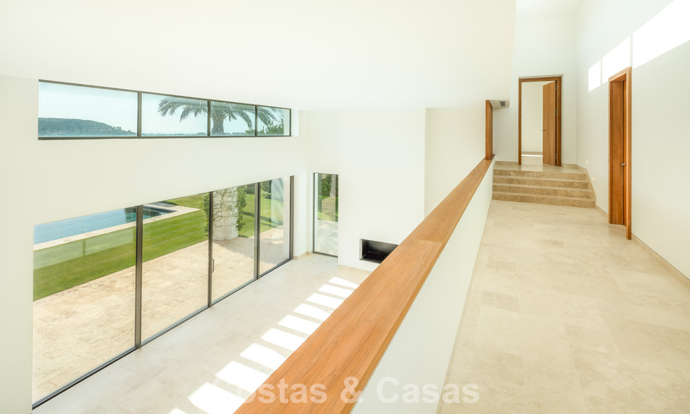 Villa de lujo contemporánea en venta en un resort de golf de primera línea en la Costa del Sol 60435