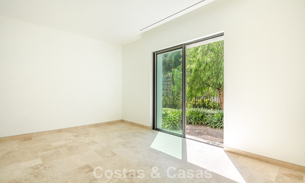 Villa de lujo contemporánea en venta en un resort de golf de primera línea en la Costa del Sol 60448