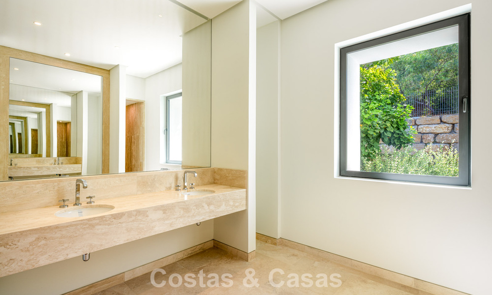 Villa de lujo contemporánea en venta en un resort de golf de primera línea en la Costa del Sol 60450