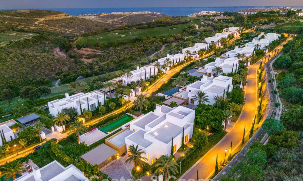 Villa de lujo contemporánea en venta en un resort de golf de primera línea en la Costa del Sol 60454