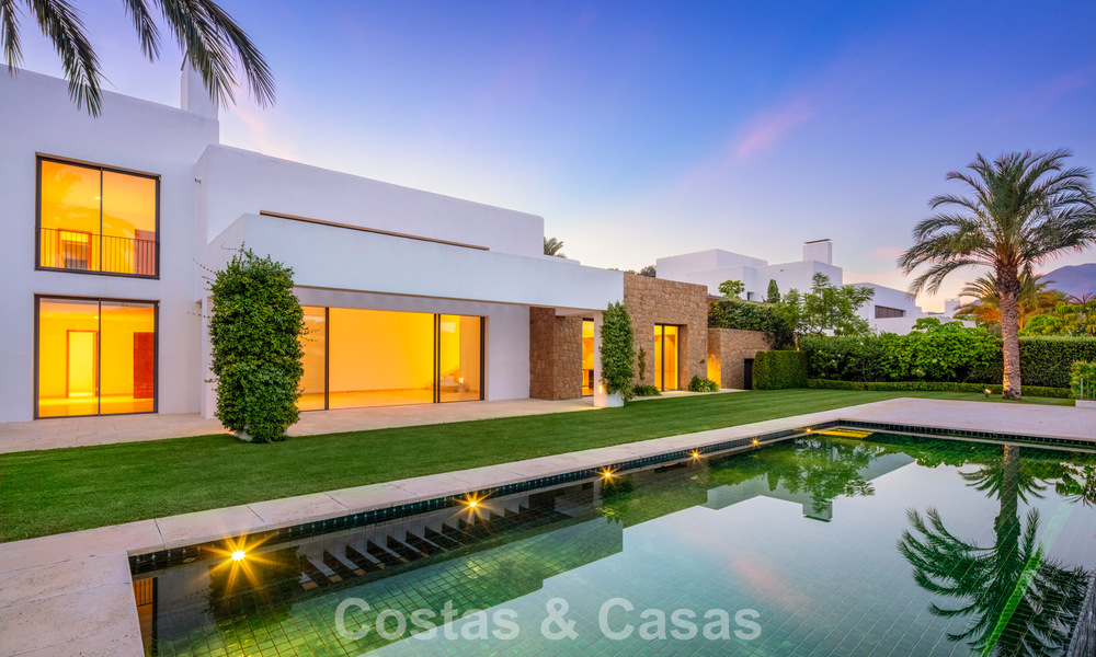 Villa de lujo contemporánea en venta en un resort de golf de primera línea en la Costa del Sol 60456
