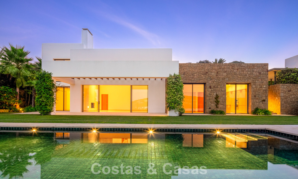Villa de lujo contemporánea en venta en un resort de golf de primera línea en la Costa del Sol 60457