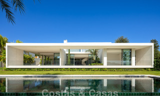 Villa majestuosa de diseño en venta en un campo de golf de 5 estrellas en la Costa del Sol 60108 