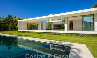 Villa majestuosa de diseño en venta en un campo de golf de 5 estrellas en la Costa del Sol 60109 