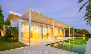 Sofisticada villa de lujo en venta junto a un galardonado campo de golf en la Costa del Sol 60136 