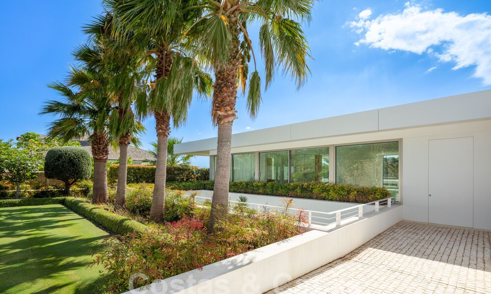 Sofisticada villa de lujo en venta junto a un galardonado campo de golf en la Costa del Sol 60139