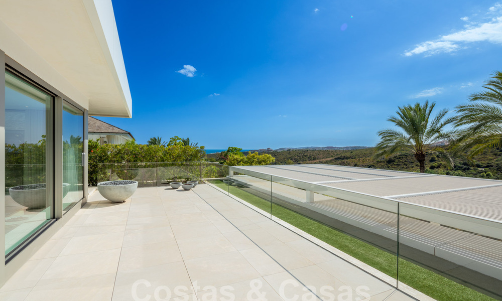 Sofisticada villa de lujo en venta junto a un galardonado campo de golf en la Costa del Sol 60143