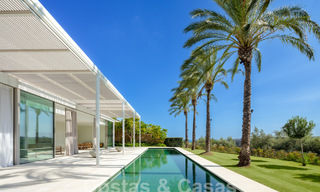 Sofisticada villa de lujo en venta junto a un galardonado campo de golf en la Costa del Sol 60154 