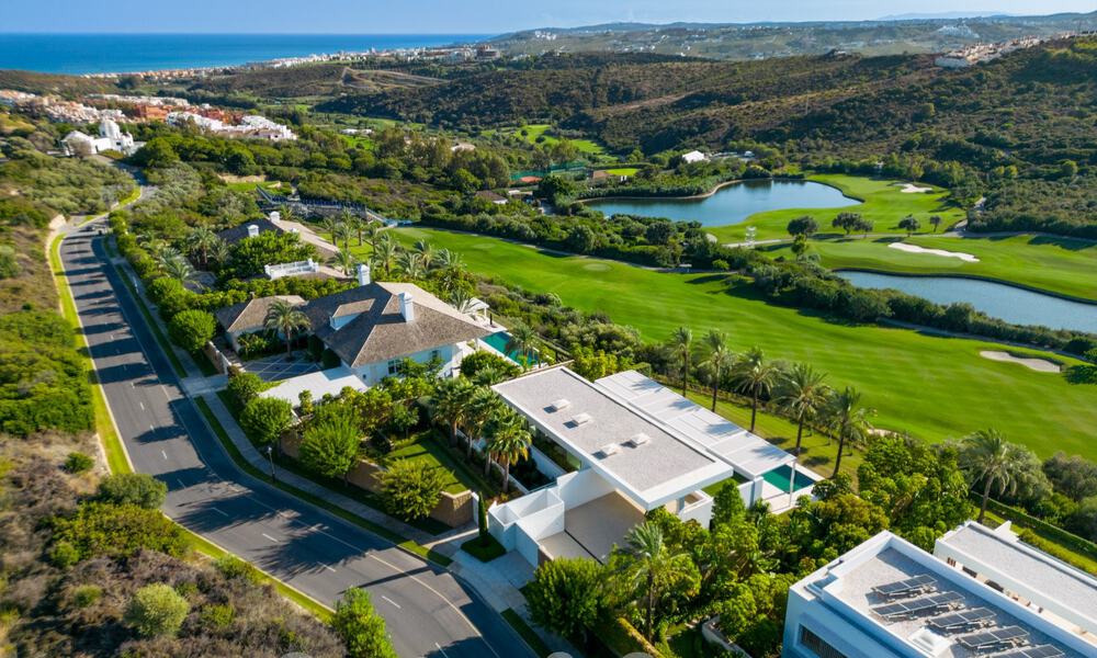 Sofisticada villa de lujo en venta junto a un galardonado campo de golf en la Costa del Sol 60155