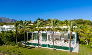 Sofisticada villa de lujo en venta junto a un galardonado campo de golf en la Costa del Sol 60158 